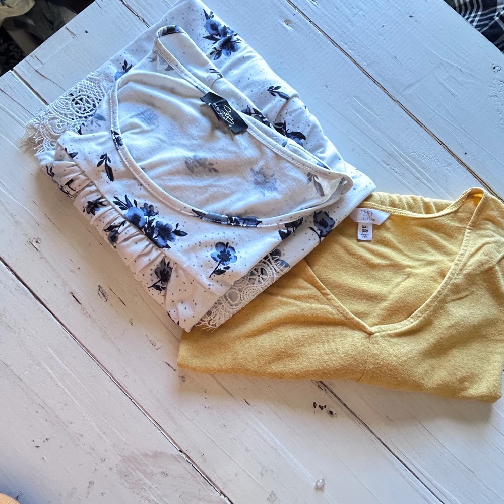 Suzanne Betro Floral Lace Top & Time and Tru Mustard Tee Lot Plus Size‎ 2X Both
